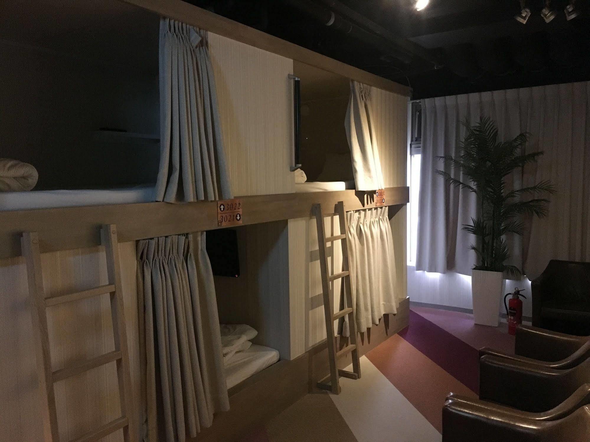 Ueno Station Hostel Oriental 1 Male Only Prefektura Tokio Exteriér fotografie
